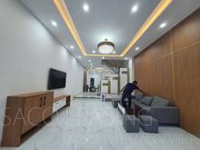 Hình ảnh Cho thuê nhà mới xây Nam Việt Á 4 tầng 4pn full nt sân ô tô