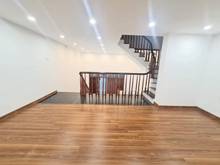 Hình ảnh Tôi bán nhà ngõ Ngọc Thuỵ, giá 3.9 tỷ, 38m2x5T, căn góc, ở luôn