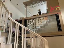 Hình ảnh Bán căn nhà 1 trệt 2 lầu + sân thượng KDC D2D p. Thống Nhất - Biên Hòa