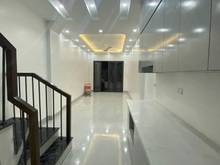 Hình ảnh Sát Ô tô - Trước nhà 3m - Bán Nhà đẹpThạch Bàn, Long biên, 35m x3 tầng