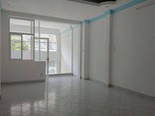 Hình ảnh Cho thuê mặt bằng có Hầm gửi xe và tầng trệt, Wc, 4x8m vị trí sung túc