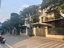 Hình ảnh Biệt thự siêu Vip 200m2 x 4 tầng Phùng Chí Kiên - Cầu Giấy  Chỉ 74 tỷ