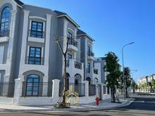 Hình ảnh Nhà phố Vinhommes Quận 9, 96m2 bán 15 tỷ bao hết