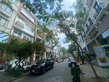 Hình ảnh Cho thuê nhà phố kinh doanh Hưng Gia 1 Phú Mỹ Hưng, giá 2.000$/tháng.