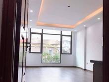 Hình ảnh Giá cực kì hợp lý, chỉ 8 tỷ có ngay nhà Mai Dịch 40m,6 tầng, thang maý
