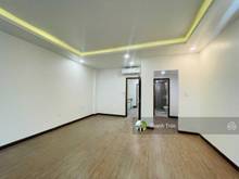Hình ảnh Cho thuê căn góc 2 mặt tiền Hai Bà Trưng Q1 DTTSD 228m2 T 2L 55tr
