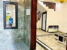 Hình ảnh Bán Nhà 5 Tâng Thạch Bàn - Bát Khối 40m2, Ngõ ô tô qua cổng - 2.99 Tỷ