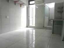 Hình ảnh Phòng trọ xinh có ban công nắng đẹp, view thành phố ngay quận Thủ Đức