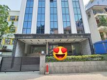 Hình ảnh Bán khách sạn đẳng cấp 3 sao Mễ Trì, 355m 8 tầng,mặt 8m, 150 tỷ