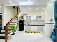 Hình ảnh NHÀ MẶT HẺM CỰC ĐẸP- Xe Hơi Tới Nha- Cách Mặt Tiền TÔN THẤT THUYẾT Q4