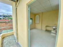 Hình ảnh Phòng trọ Ban Công Máy Lạnh 🏡 Ngay Lê Văn Việt