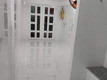 Hình ảnh Bán Nhà Khu Vực Bến Vân Đồn Q4