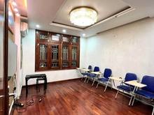 Hình ảnh Kinh doanh siêu đỉnh, một bước ra phố Trần Quốc Hoàn. Nhà 5T giá 8 tỷ