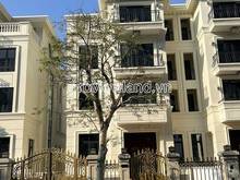 Hình ảnh Cho thuê Biệt thự Vinhomes Golden River Q1, 4PN, DT đất 225m2