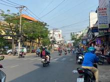Hình ảnh Nhà Mặt tiền Khu Phan ĐĂng Lưu 5X20 vuông vức Vị trí sầm uất, khu VP
