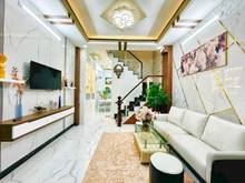 Hình ảnh Cần bán nhà đường Huỳnh Văn Bánh, Phú Nhuận. SHR