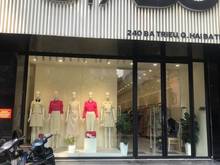 Hình ảnh Cho thuê nhà mặt phố , 200m2, mặt tiền 7.5m , phố thời trang.