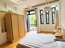 Hình ảnh Cho Thuê Căn Hộ Ban Công Mặt Tiền Hoa Phượng - Sát Bờ kè Trường Sa