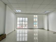 Hình ảnh Văn phòng 100m2 Siêu Tiện nghi  GÍ RẺ SOCK đường Tôn Thất Đạm