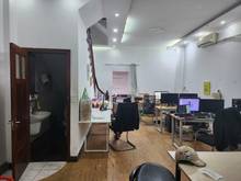 Hình ảnh Cho thuê nhà riêng ngõ 143 Trung Kính, 80m2, 5 tầng, thông sàn T1