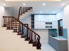 Hình ảnh Nhà Lạc Long Quân mặt ngõ thông gần ô tô giá 5ty