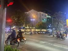 Hình ảnh Mặt Nguyễn Khánh Toàn, Lô góc, 100m, MT 13m, Siêu KD (giá 65tr/tháng)