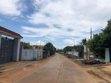 Hình ảnh hà còn hơn 1 xào đất ( nở hậu ) gần chợ và thị trấn vì kẹt tiền bán rẻ