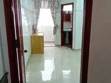 Hình ảnh Cho thuê Phòng ban công 313 Trịnh Đình Trọng, giá 3tr5