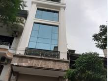 Hình ảnh Cho thuê toà nhà mặt phố Dịch Vọng Hậu Duy Tân, 70m2x4 tầng thang máy