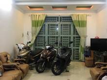 Hình ảnh Hẻm xe tải Lạc Long Quân, 4.53x10.5m, Trệt 1 Lầu