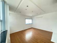 Hình ảnh Văn phòng 25m2 Giá Rẻ ngay mặt tiền đường Lê Quang Định