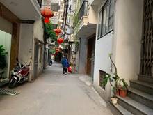 Hình ảnh Cho thuê studio tầng1 có thể làm văn phòng Võng Thị_Tây Hồ cách hồ 200