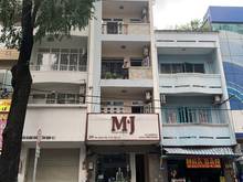 Hình ảnh Chính chủ cần bán nhà 1 đời chủ mặt tiền ngay Trần Quang Khải 4 x17m