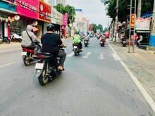 Hình ảnh Cần bán gấp BIỆT THỰ LÔ GÓC Mặt đường 429  Q9,283m2, 2 tầng 26Tỷ.