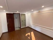Hình ảnh Bán gấp nhà ngõ Ngọc Thuỵ, giá chỉ 3.35 tỷ, 38m2x5T, ngõ thông