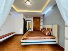 Hình ảnh Bán biệt thự giáp Phú Nhuận, P7, Bình Thạnh có sân đậu 2 ô tô, 160m2