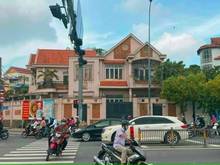 Hình ảnh Cho thuê biệt thự góc 2MT Nguyễn Văn Trỗi, PN. 400m². Chỉ 450 triệu.