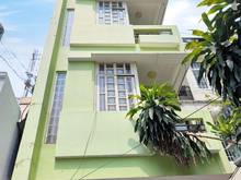 Hình ảnh Cho thuê nhà mới 98/2 Thích Quảng Đức, phú nhuận