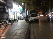Hình ảnh mặt phố ngọc lâm-long biên oto tránh vỉa hè- khu kinh doanh sầm uất