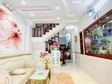 Hình ảnh Nhà xây mới GIÁ NGỘP tiện KinhDoanh và ở đường Phạm Văn Đồng -GIGAMAll