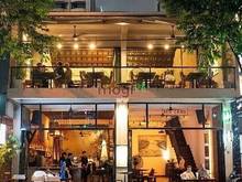 Hình ảnh Cho thuê nhà MP Nguyễn Trường Tộ DT 100mx4 tầng,MT 10m,Giá: 3.600$.