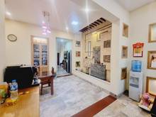 Hình ảnh Bán Nhà P.Lô Hoàng Văn Thái 142m2 4 Tầng, Ngõ Rộng Thông, ÔTô Tránh