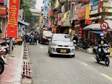 Hình ảnh Cho thuê nhà mặt phố Lê Lợi chợ Hà Đông kinh doanh cực đỉnh
