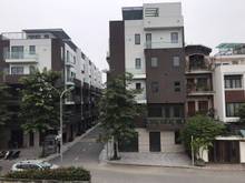 Hình ảnh Cho thuê nhà MP Nguyễn Du, DT- 200, 4T, Giá: 600 tr/th, KD Mọi Mô Hình
