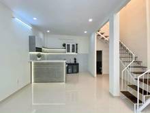 Hình ảnh Nhà cần bán gấp SHR Võ Văn Tần Q3