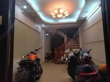 Hình ảnh Cho thuê nhà Hoàng Hoa Thám 50m2 x 5T 4PN giá 12tr