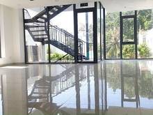 Hình ảnh Cho thuê nhà mới 5.5x20m hầm 6 lầu MT Nguyễn Đình Chiểu P5 Q3