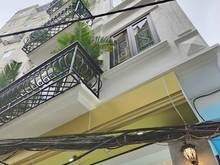 Hình ảnh Cho thuê nhà mặt phố Huế, Hai Bà Trưng. 145 m2, 8T, Mt 6m. 200 Tr/Th.