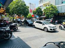 Hình ảnh Cho Thuê Văn Phòng Hầm 8 Tầng Quận 1 Đường Mạc Đỉnh Chi 7x22m