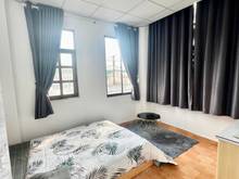 Hình ảnh Trống sẵn Studio cửa sổ thoáng mát Quận 3 gần ngã 7 Lý Thái Tổ